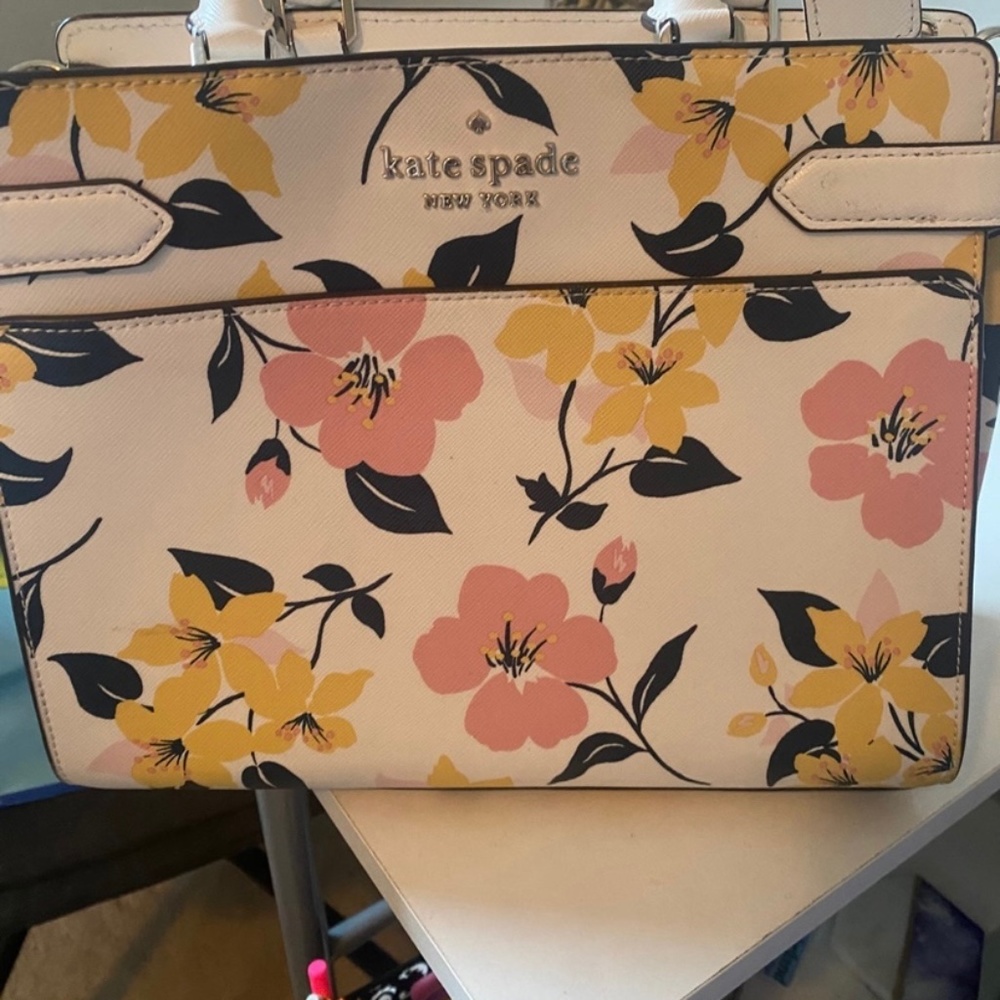 Kate spade purse